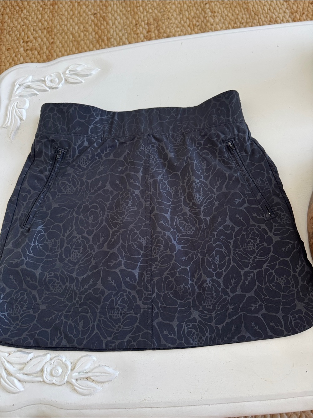 Orvis Black & Dark Gray Floral Stretch Mini Skort